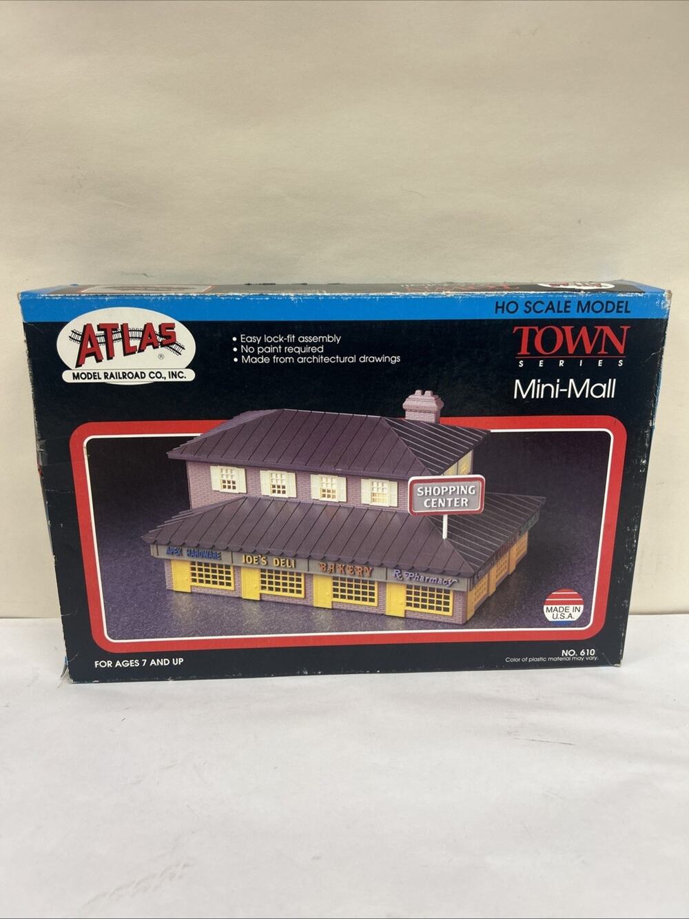Atlas HO Scale 610 Town Series Mini Mall - Shopping Center Building Kit - NEW